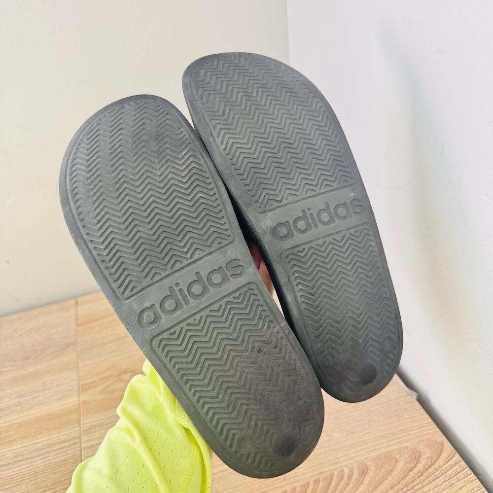 Adidas Adilette Shower Slides Black Men’s Size 6 - Picture 4 of 6
